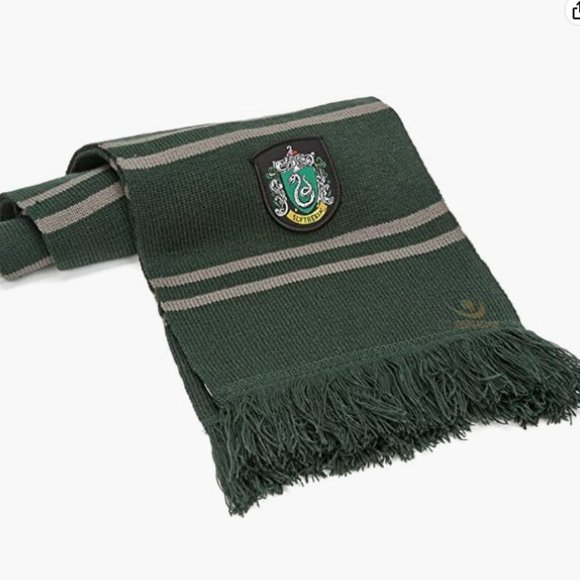 NWT Cinereplicas Harry Potter Scarf Ultra Soft Knitted Fabric Slytherin - Picture 1 of 3